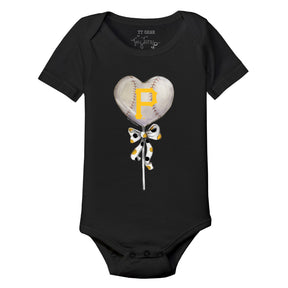 Pittsburgh Pirates Heart Lolly Short Sleeve Snapper