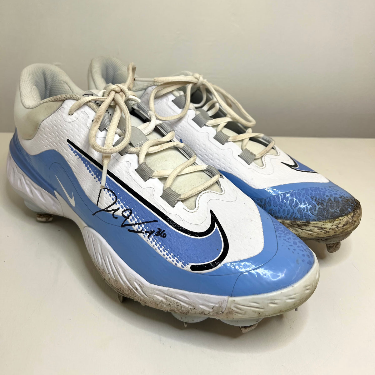 Chicago Cubs Jordan Wicks Signed Cleats Auction Package