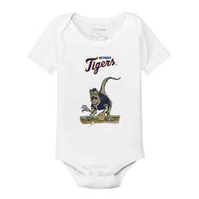 Detroit Tigers Velociraptor Short Sleeve Snapper