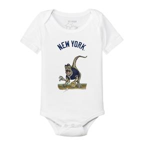 New York Yankees Velociraptor Short Sleeve Snapper