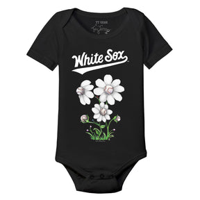 Chicago White Sox Blooming Baseballs Short Sleeve Snapper